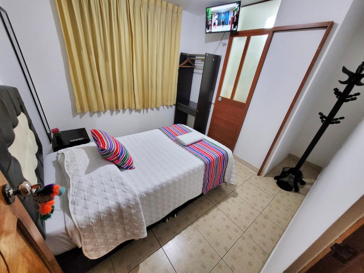Hostal El Viajero En أويانتيتامْبو المظهر الخارجي الصورة