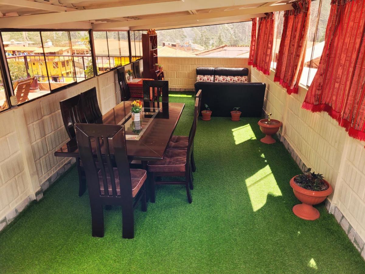 Hostal El Viajero En أويانتيتامْبو المظهر الخارجي الصورة