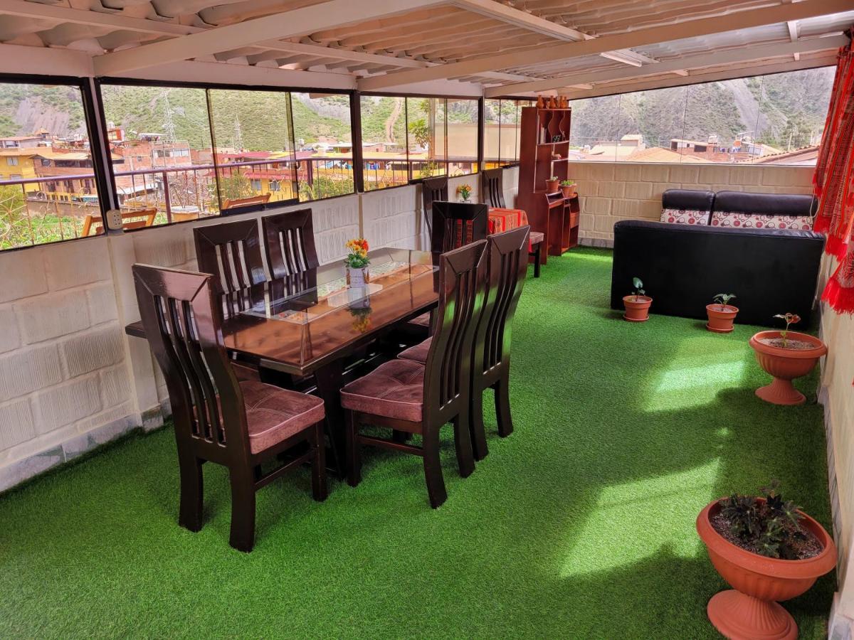 Hostal El Viajero En أويانتيتامْبو المظهر الخارجي الصورة